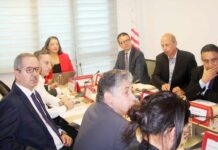 الهيئة التونسية للاستثمار تنظم الدورة الثانية والعشرين للمجلس الاستراتيجي حول دور القطاع الخاص في بلورة الإصلالهيئة التونسية للاستثمار تنظم الدورة الثانية والعشرين للمجلس الاستراتيجي حول دور القطاع الخاص في بلورة الإصلاحات وفرص الاستثمار في مراكز البياناتاحات وفرص الاستثمار في مراكز البيانات